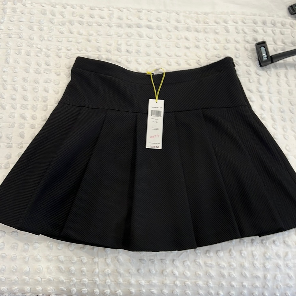 Pleated skirt